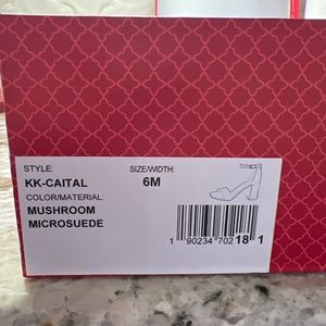 High heel Kelly & Katie